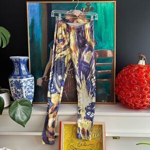 Doctor Who Exploding Tardis Leggings, Size Medium
